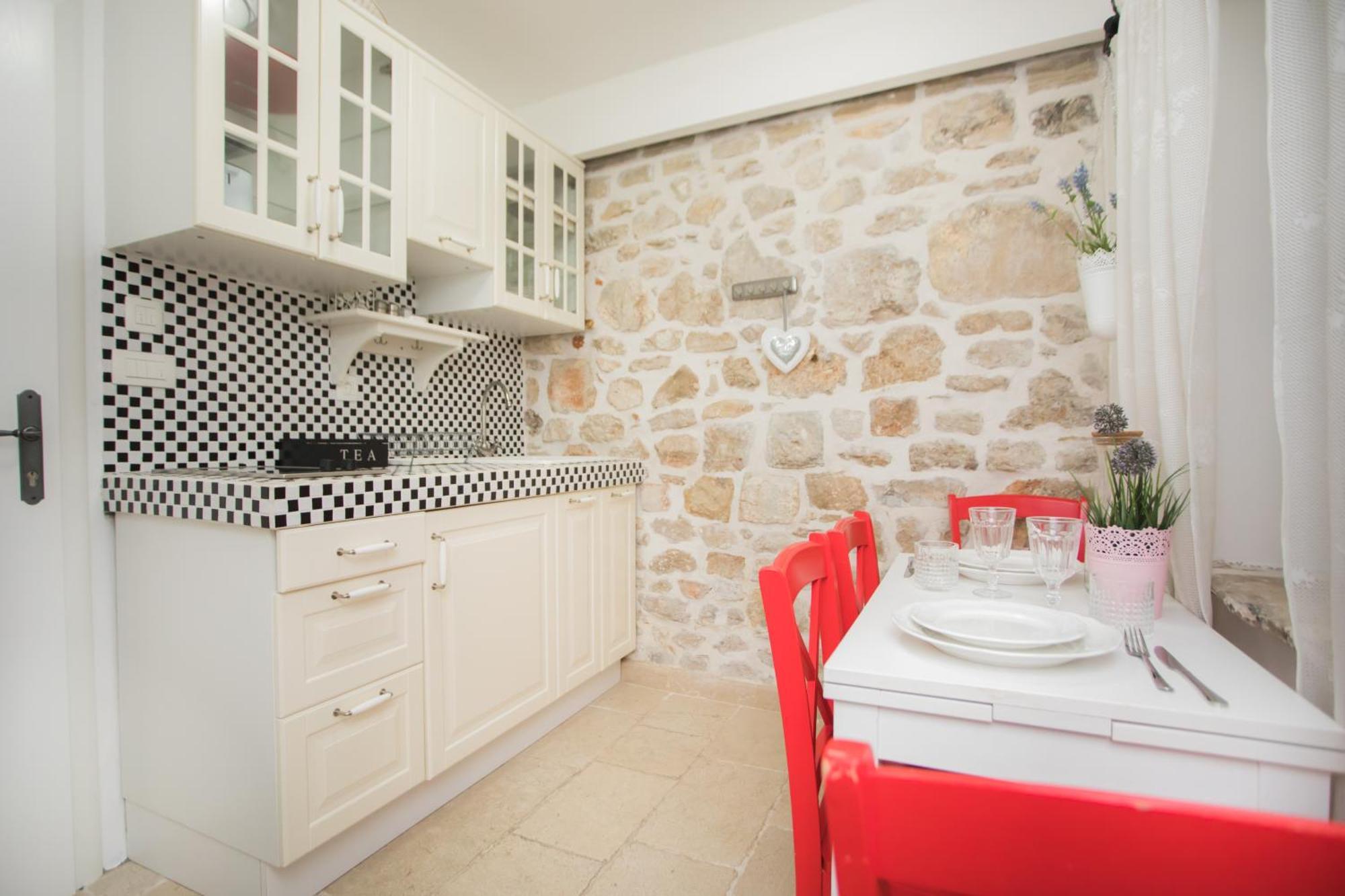 שיבניק Apartments Nove Crkve מראה חיצוני תמונה