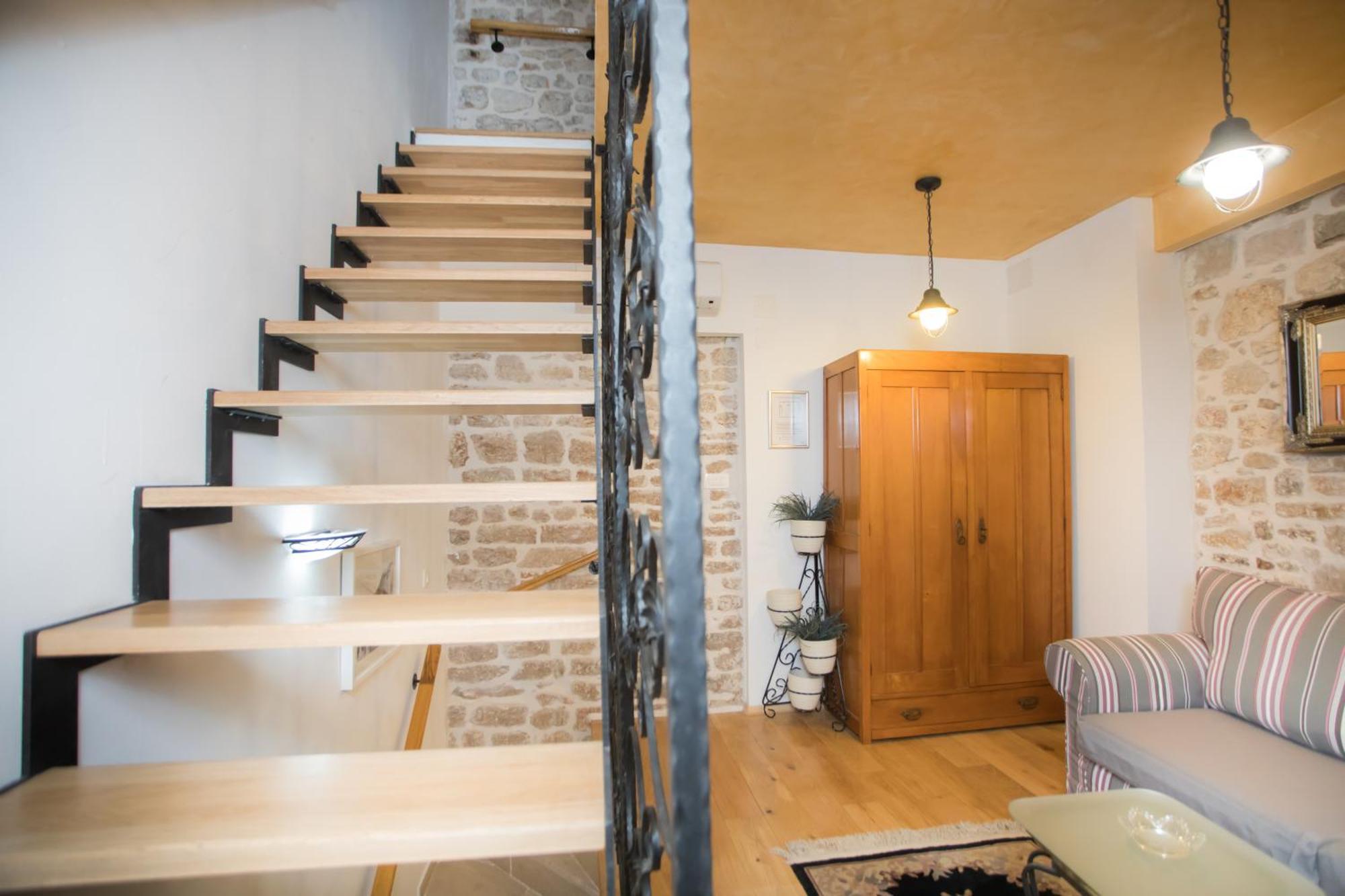 שיבניק Apartments Nove Crkve מראה חיצוני תמונה