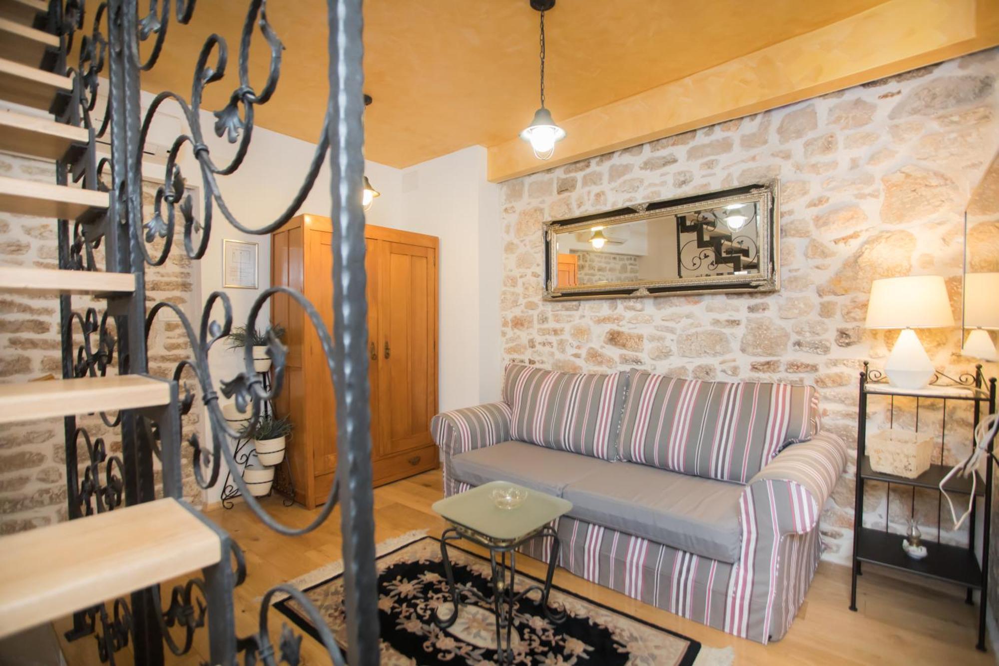שיבניק Apartments Nove Crkve מראה חיצוני תמונה