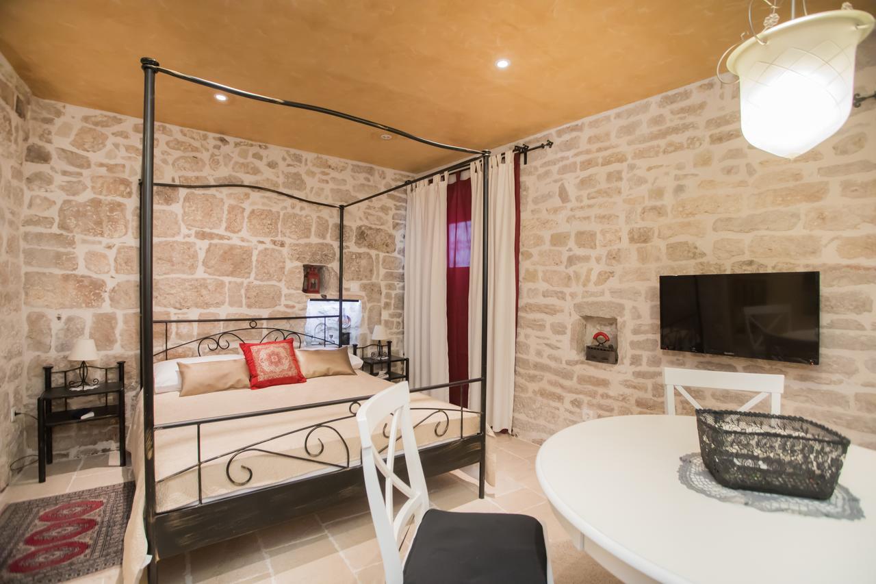 שיבניק Apartments Nove Crkve מראה חיצוני תמונה