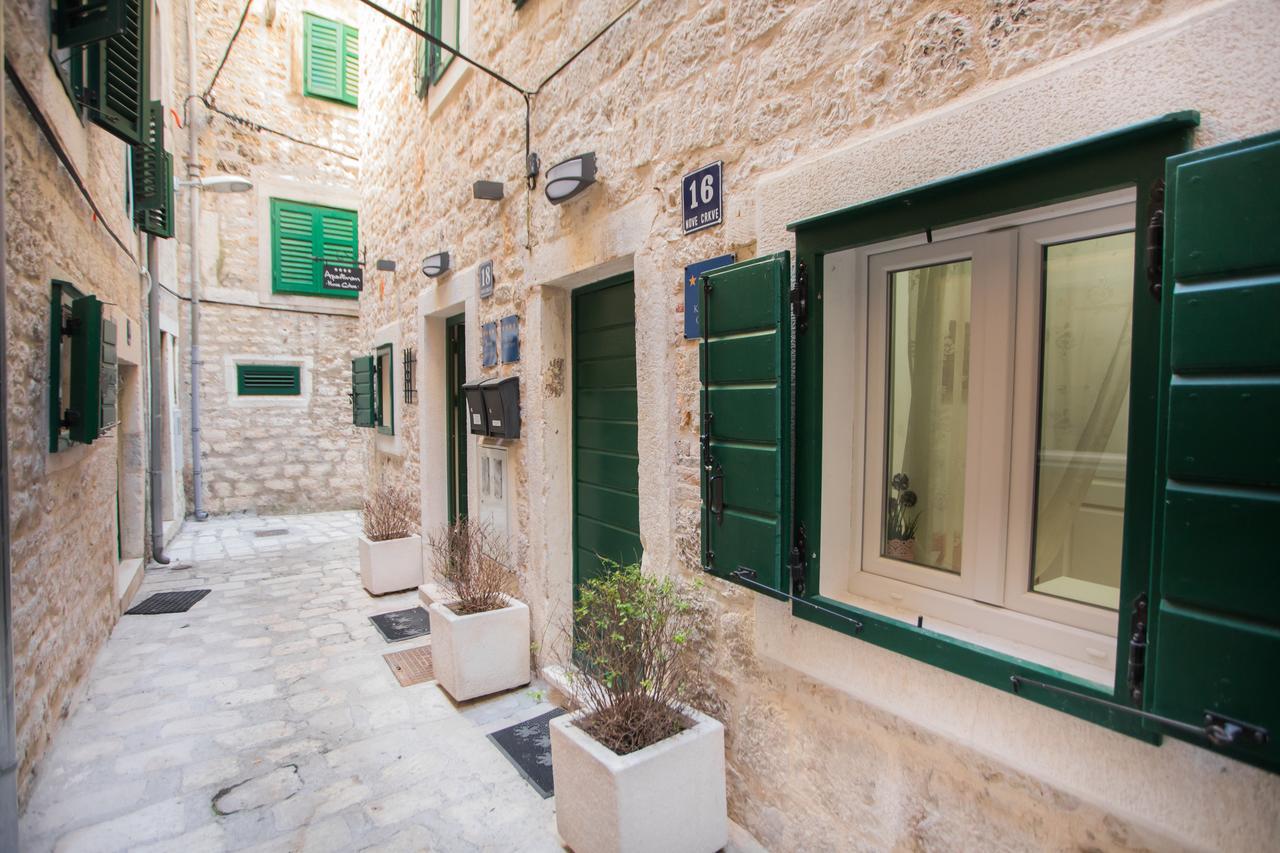 שיבניק Apartments Nove Crkve מראה חיצוני תמונה
